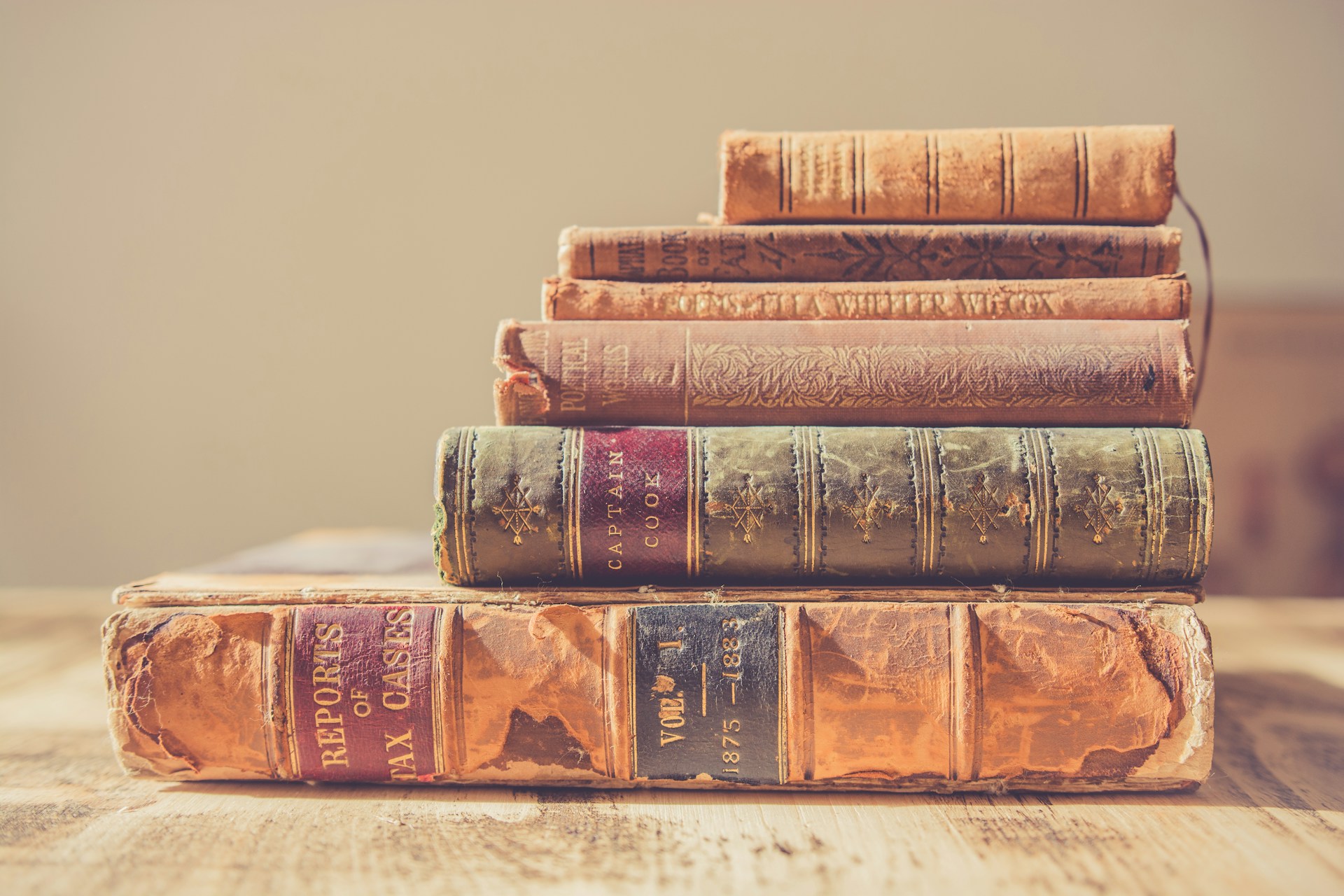 Vivere molte vite: il viaggio interiore di uno scrittore di romanzi